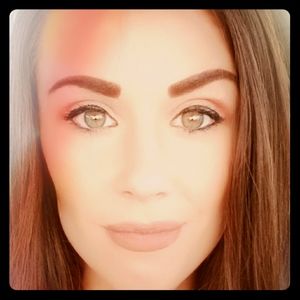 Meet your Posher, Sierra